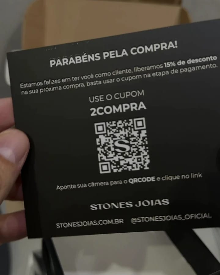 Cartão de parabéns com o cupom de 15% para a próxima compra