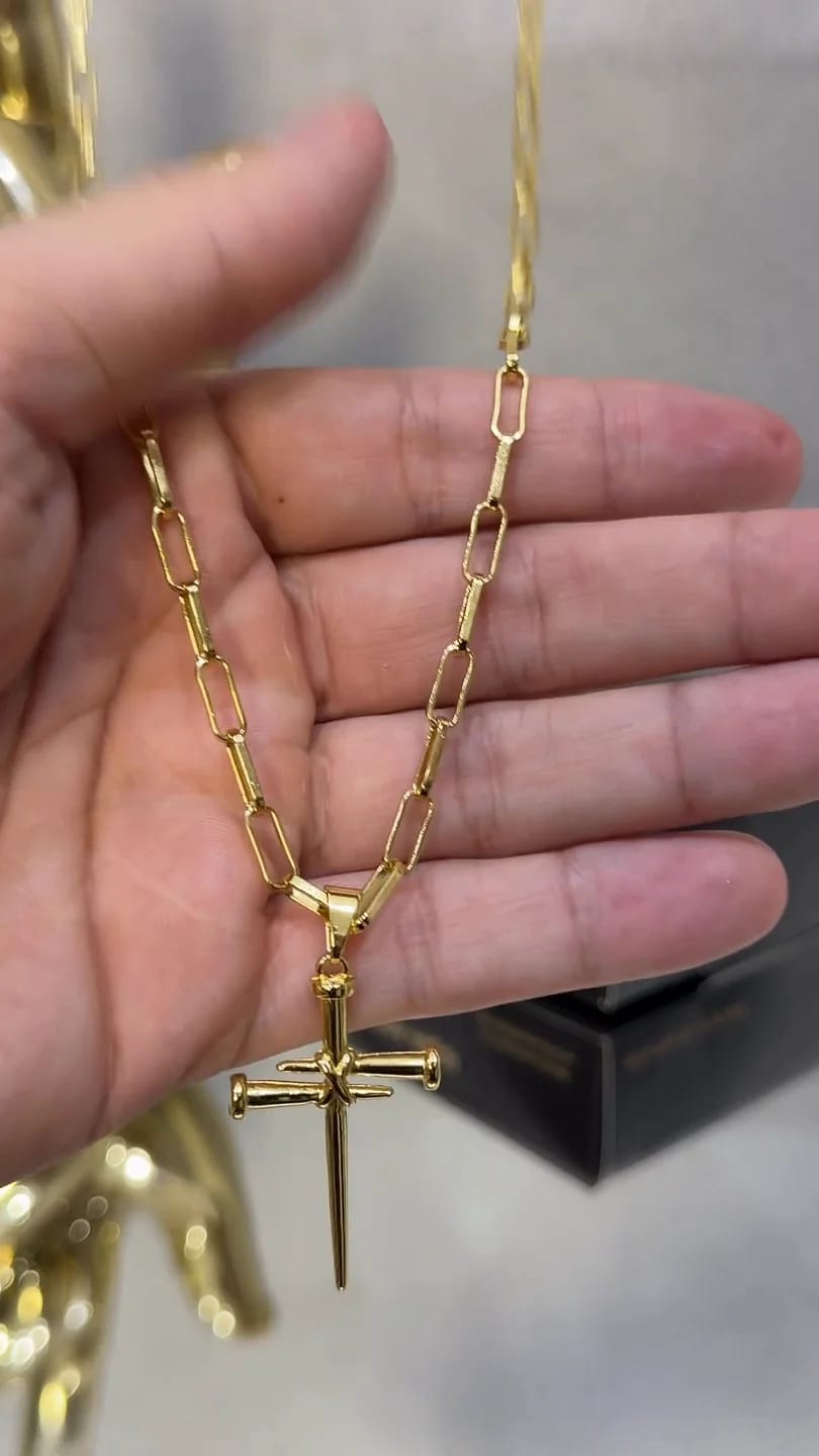 Corrente Tijolinho 3,5mm + Crucifixo de Pregos